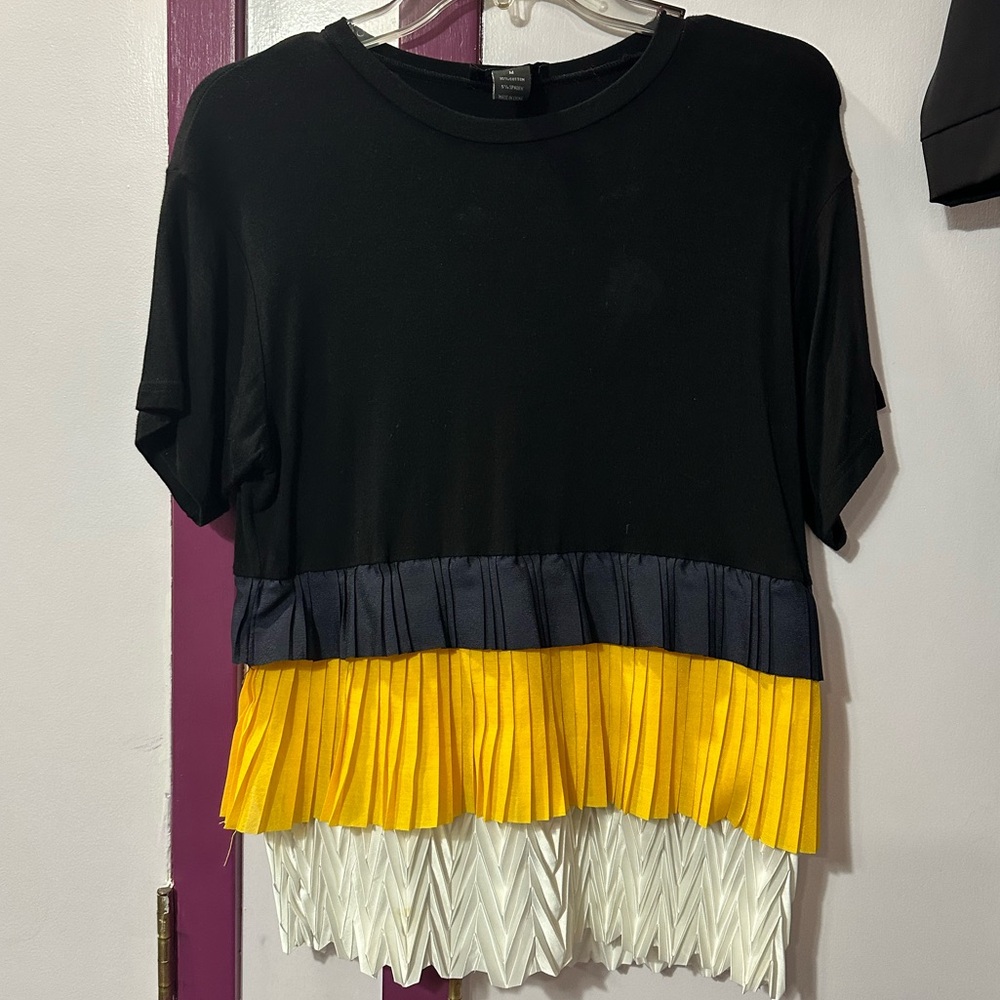 GRACIA colorblock pleated short sleeve tee super soft - SIZE M - Picture 2 of 3